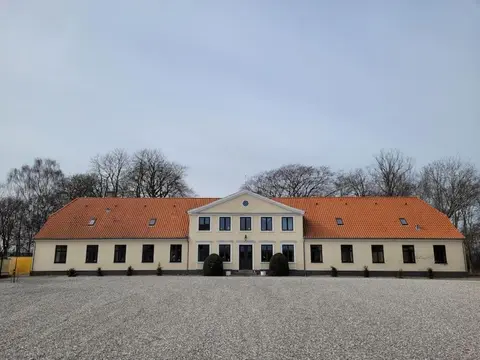 Privat lejlighed på landejendommen Frederiks-Eg