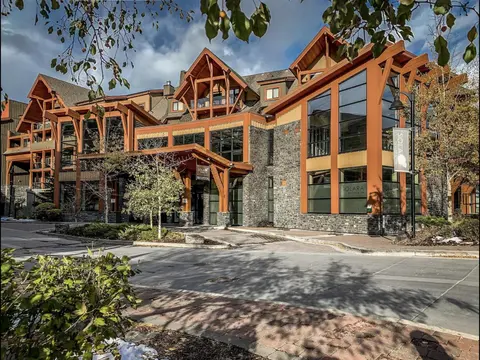 Luxury Resort 2Bedroom 2Bath Sleeps 6 945 square feet