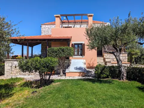 Fyllosia Villa Part of Cretan Retreat
