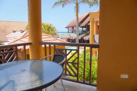 VickiTini Beach Resort