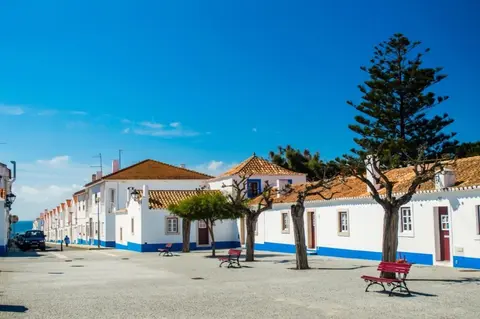 Casa do Mar / Villa Eira Nova