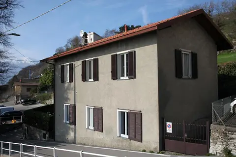 Tre Finestre Sul Lago