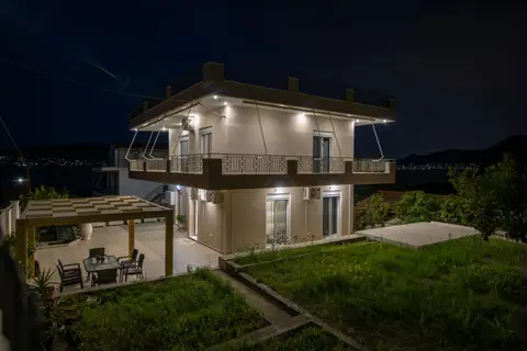 George Luxury Beach House