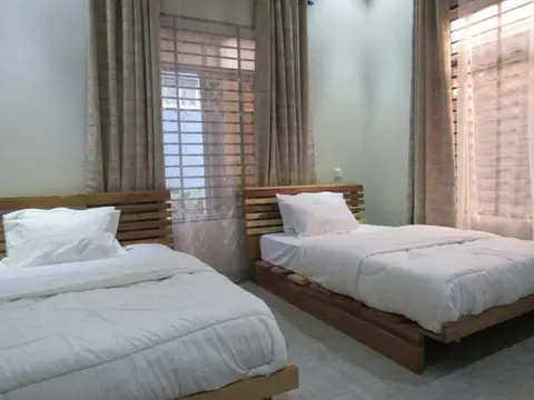 Moshi Epic Accommodation