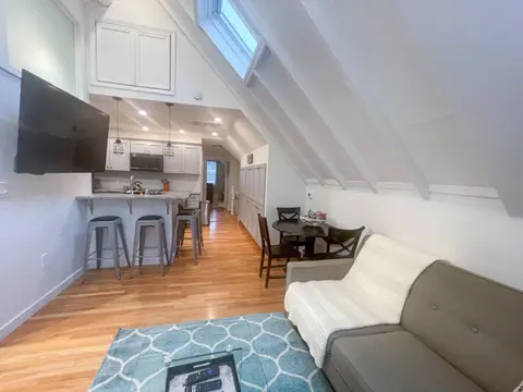 Modern, Newly Renovated 3bed, 2bath, Steps To Mbta