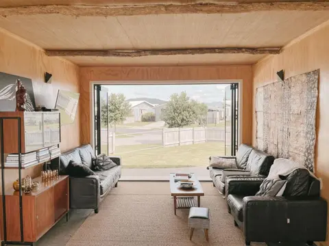 Retro Style Beach Retreat - Matarangi Holiday Unit
