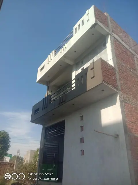 Room in naini Rajesh house