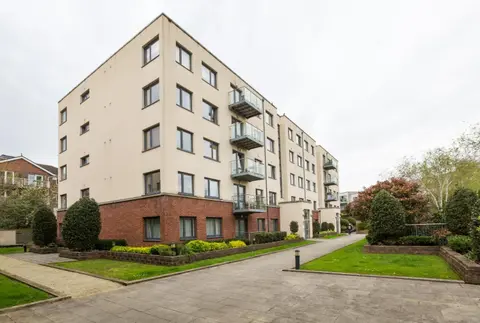 Stylish Central Apt At Aviva
