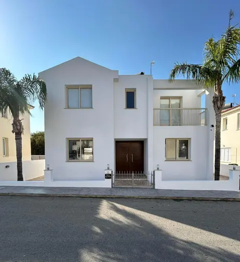 DAFNI VILLA BY PANN