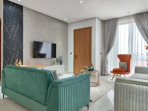 MISIN GREEN Grandeur Two Bedroom Apartment