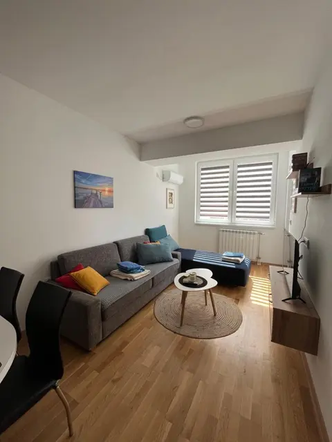 Golden Lux Apartments