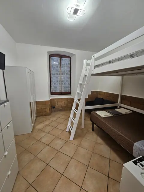 cinque terre house 2