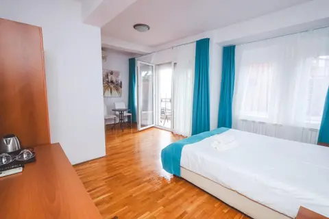 AMMOTTI Hotel