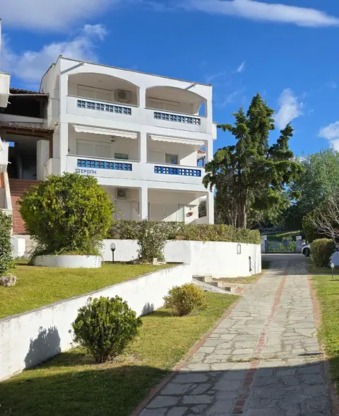 Beachfront 1BR Apt