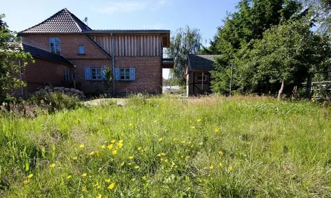 Haus zu den Büschen 03