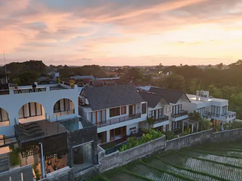 Alsava Villa and Suites