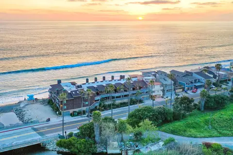 Oceanfront 1BR, Fully Furnished, Gated Parking