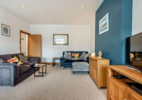 2 Bed in Swanage oc-s28025