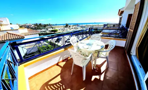 Ático con vistas al mar Veramar 5 dos dormitorios 2ª planta