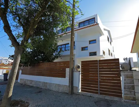 Octopus House Caparica