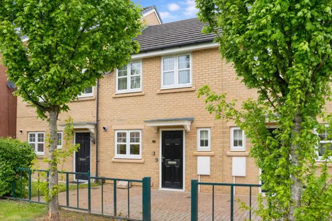 Stockton 2BR Retreat Sleeps 6 Stay With Us