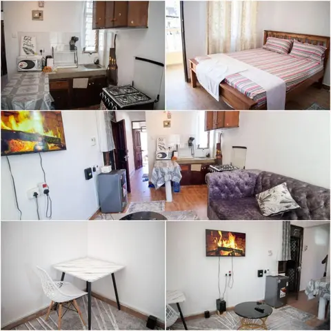 Gee's Holiday Home Apartment in Mombasa CBD - Parking