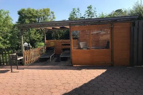 Ferienwohnung in Deich- Und Sielrott mit großem Garten