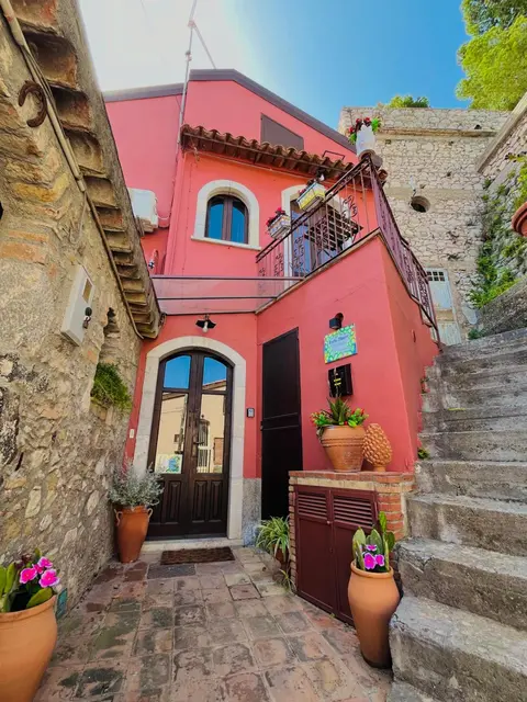 Tyche House Castelmola