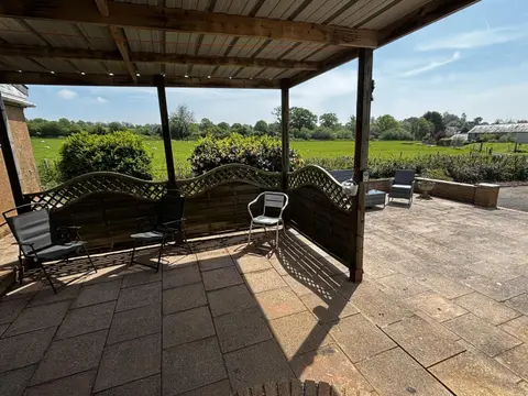 2 Bed Chalet on working farm