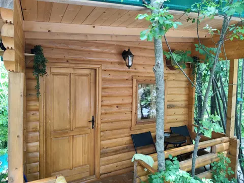 Still cabin