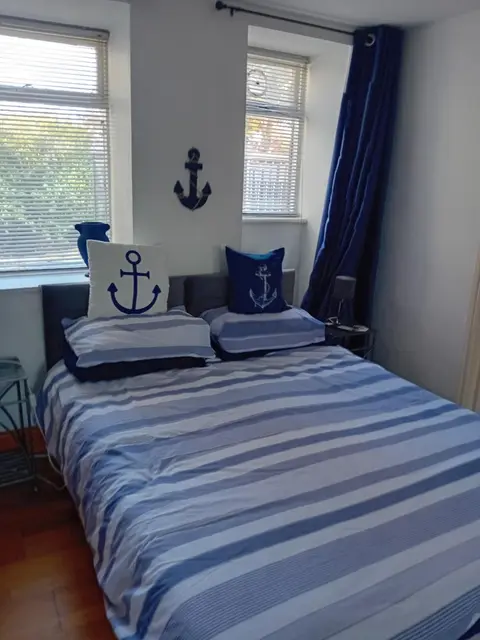 lovely apartment 2 graves wharf house porthmadog harbourside views of mountains festiniog railway