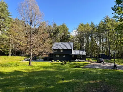 Beautiful Charming Cottage 4 min from Woodstock