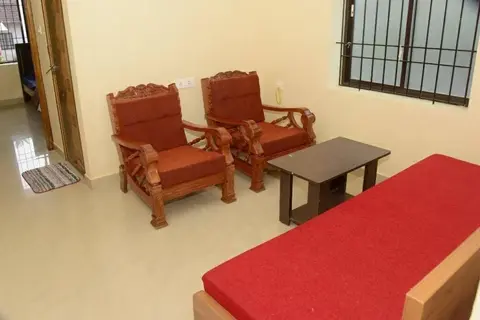 Eeshani home stay