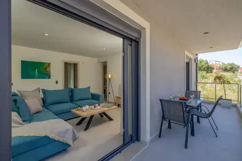 Notarikada Suites