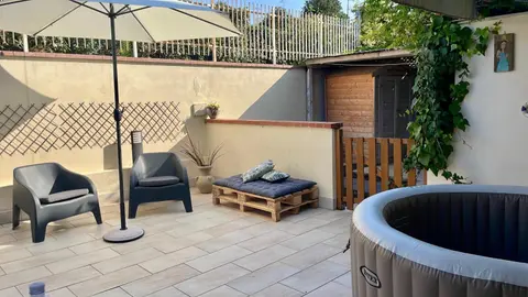 Flat with Terrace & Pool