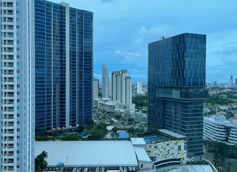 Lux 2 Br Anderson above Pakuwon mall center
