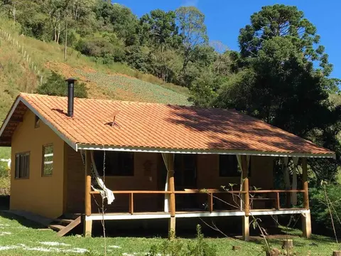 Casa Cipreste no Refúgio Pinheiro Beira Rio