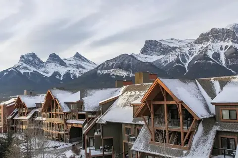 Magnificent Mountain Penthouse - Pool & Hot Tub