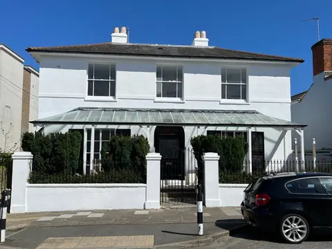 The Wight House B&B