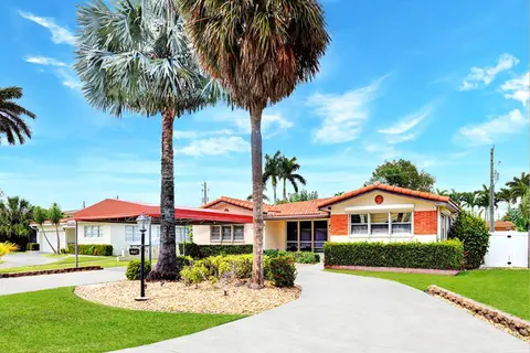 Deluxe 5BR Villa Heated Pool near Hollywood Beach