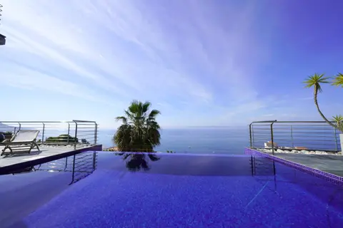 Mar y Vista