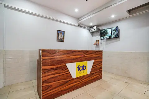 FabHotel Siya Bihari