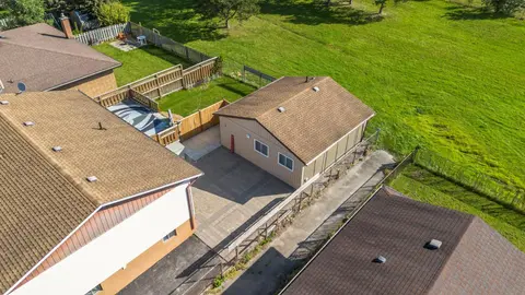 The Garden Retreat in Welland, On - 1BR,Free Parking and Workspace
