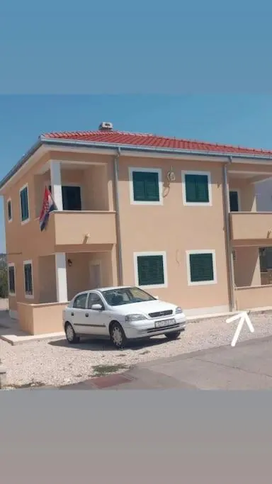 Apartman 2 - Anđela, Ražanj