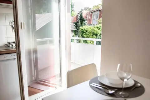 CosyHomes24 - centrally with balcony and parking space - IL01a