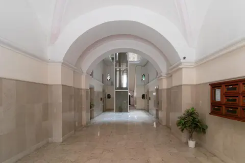 La Suite in Centro, with spa