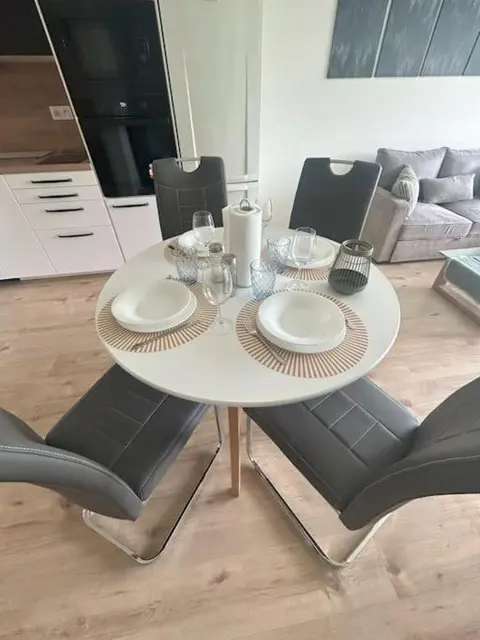 Modern aparment in Moruse compex with free parking