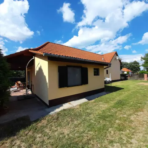 Holiday home in Balatonbereny 49194