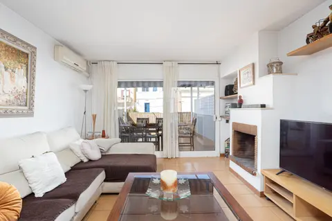 House 5 Mins From Montgat Beach