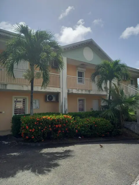 Le Soleil Bleu au Gosier- Grande terrasse - Citerne d'eau - Parking privé
